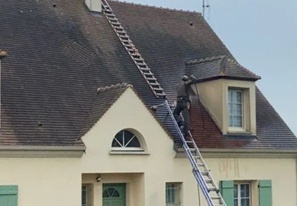 demoussage décapage toiture